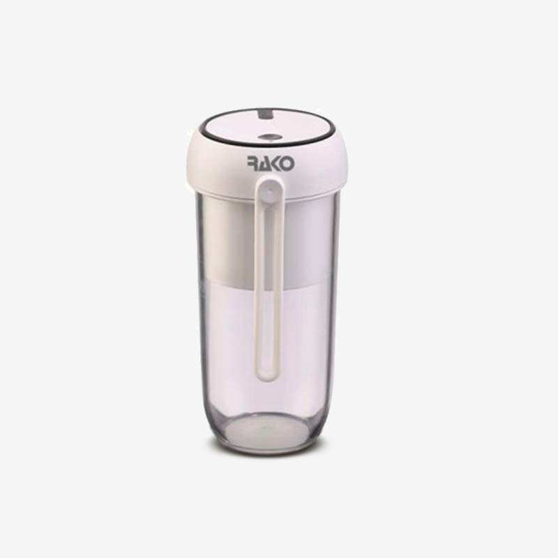 Rako 4 blades Tornado Turbo Portable blender. Rako 4 blades Tornado Turbo Portable blender.